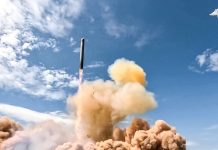Und noch eine Warnung an den Feind aus Nordamerika und Westeuropa frisch, fröhlich und frei aus der RF – Die neue Sarmat fliegt