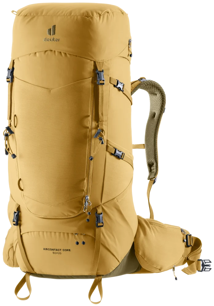 Trekkingrucksack Aircontact Core 60+10 in der Farbe "savanna-nori" von Deuter. © Deuter