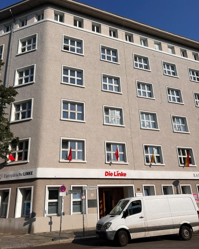 Ein Blick auf das Karl-Liebknecht-Haus in Berlin. © Münzenberg Medien, Foto / BU: Stefan Pribnow, Ort und Datum der Aufnahme: Berlin, 4.8.2026