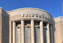 Glosse: Bimbobaden in der Migrantenmetropole Berlin? – Negro darf, Negri muß oder Wahrheit und Klarheit im WELTEXPRESS statt postmoderner Pißrinne in Kalkutta!
