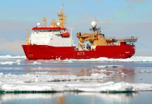 Der einzige Eisbrecher der Royal Navy genannten Kriegsmarine des VK namens HMS Protector fährt nicht mehr von alleine