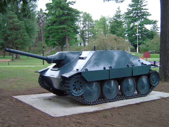 Ein Hetzer genannter Jagdpanzer der Wehrmacht. CC BY-SA 3.0, Ort der Aufnahme: Worthington Tank Museum at CFB Borden, Ontario, Königreich Kanada