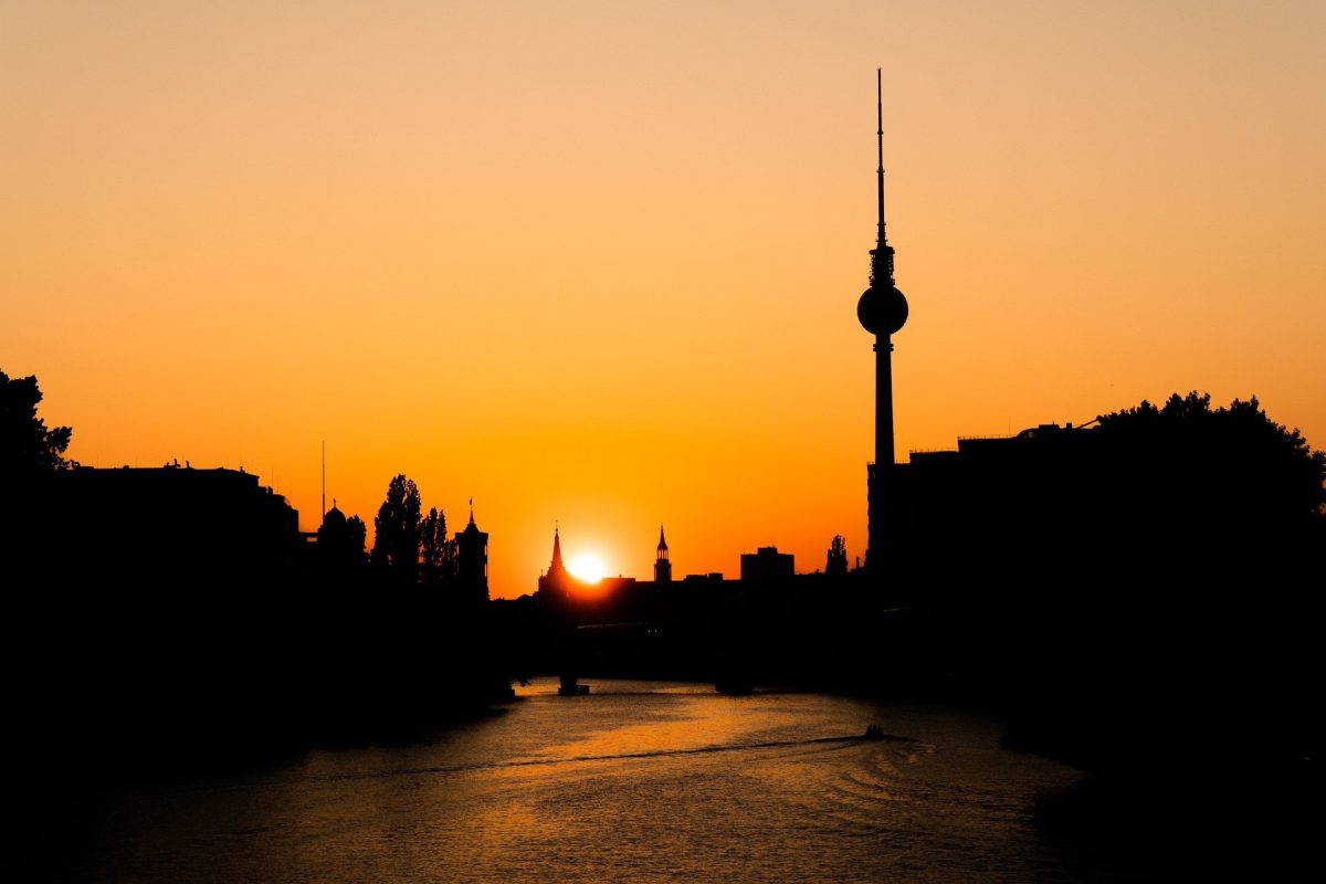 Berlin in der Dämmerung. Quelle: Pixabay, Foto: Peggy und Marco Lachmann-Anke