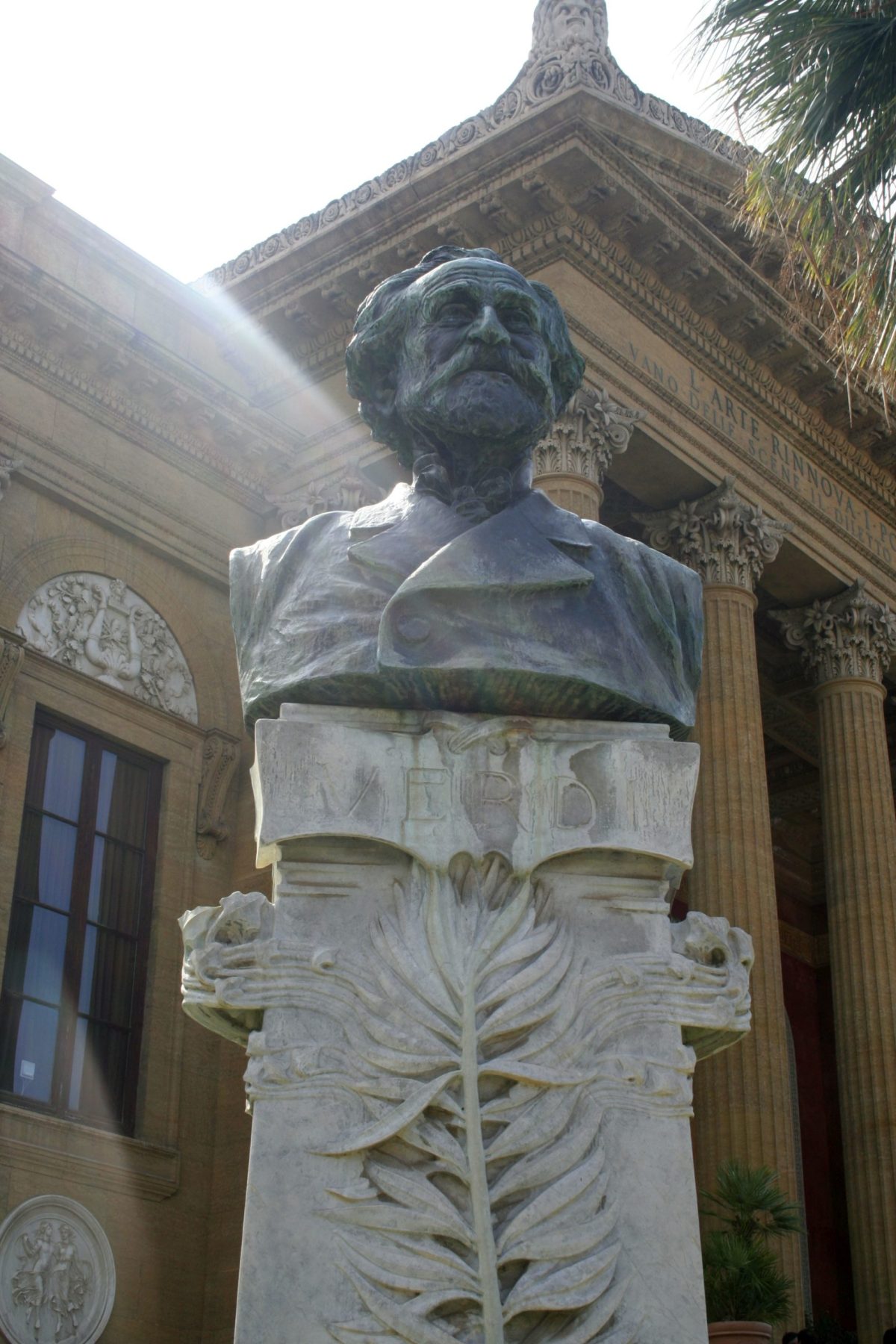 Giuseppe Verdi – Italiens großer Opernmeister und Wegbereiter der Revolution von 1848/49